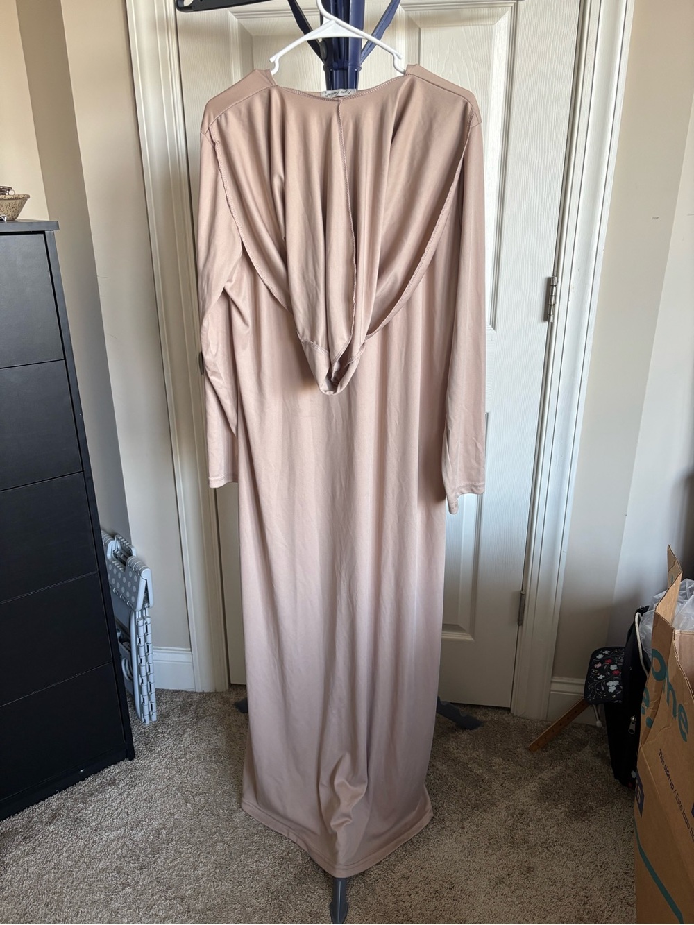 Women’s Long Sleeve Zip-Front Sleep Gown in Beige Abaya Prayer Coverup - Picture 2 of 4